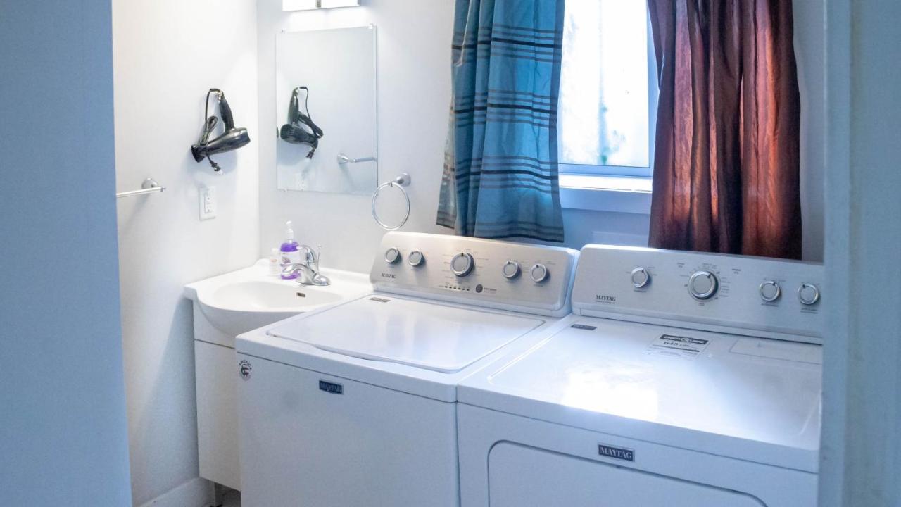 Apartament Lovely 1-Br W Sofa Bed In The Heart Of Ndg Montreal Zewnętrze zdjęcie