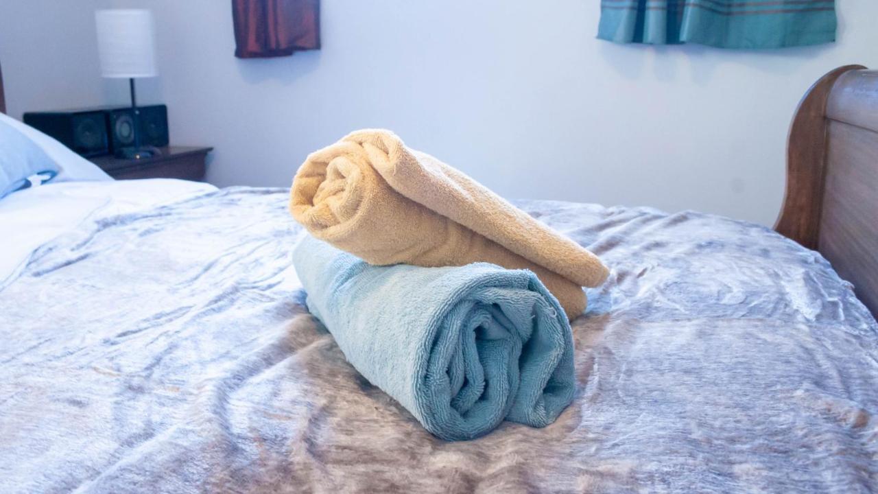 Apartament Lovely 1-Br W Sofa Bed In The Heart Of Ndg Montreal Zewnętrze zdjęcie