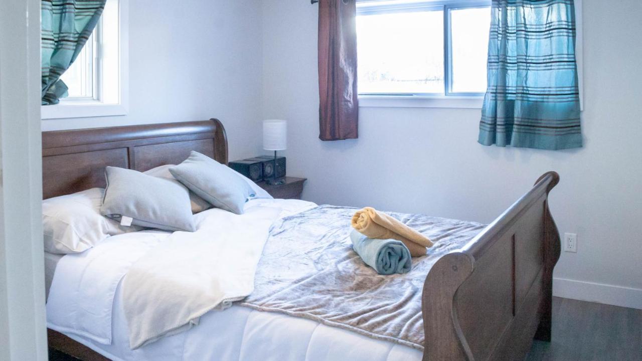 Apartament Lovely 1-Br W Sofa Bed In The Heart Of Ndg Montreal Zewnętrze zdjęcie